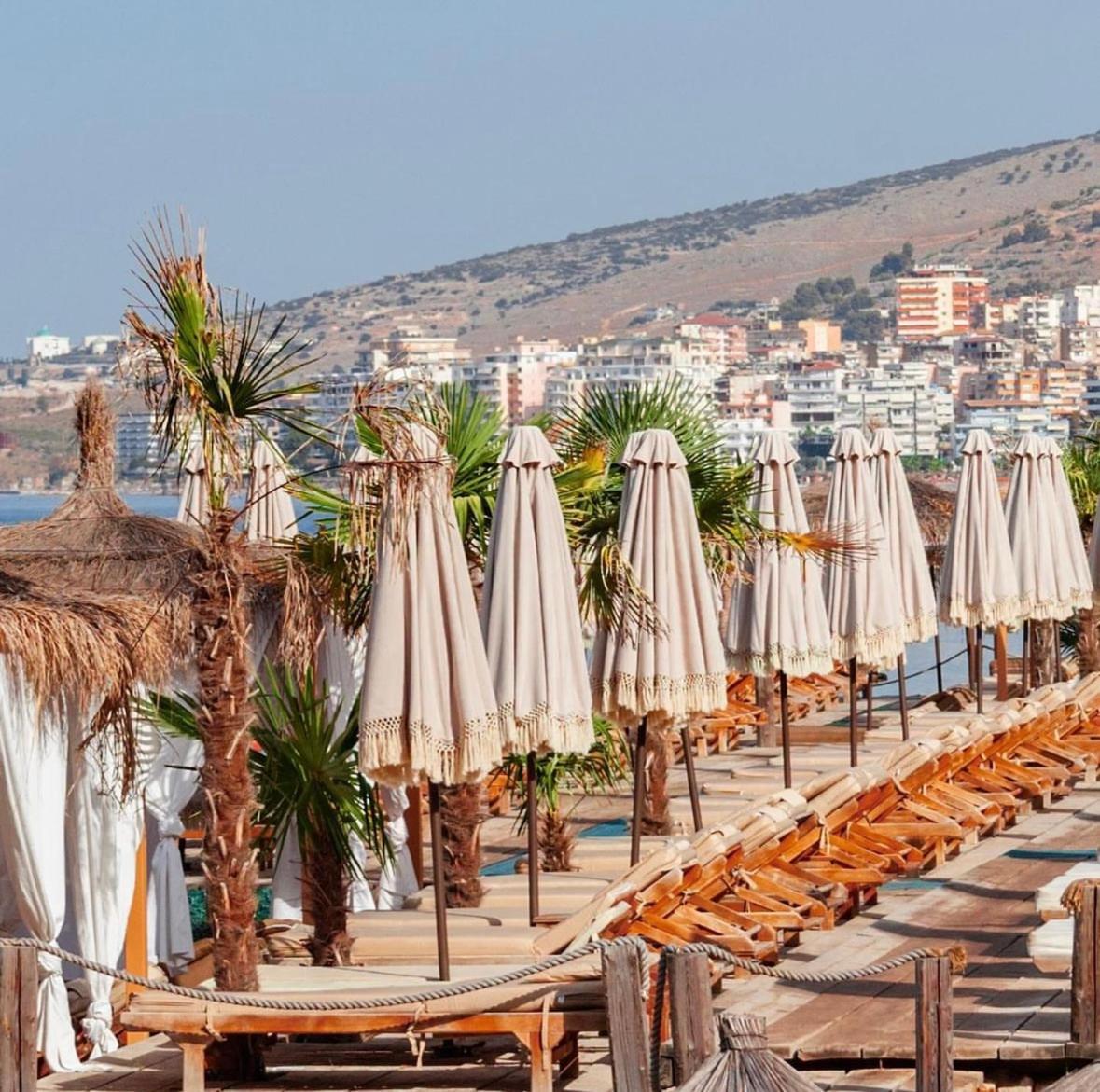 Belaire Luxury Apartment Sarande Exterior photo