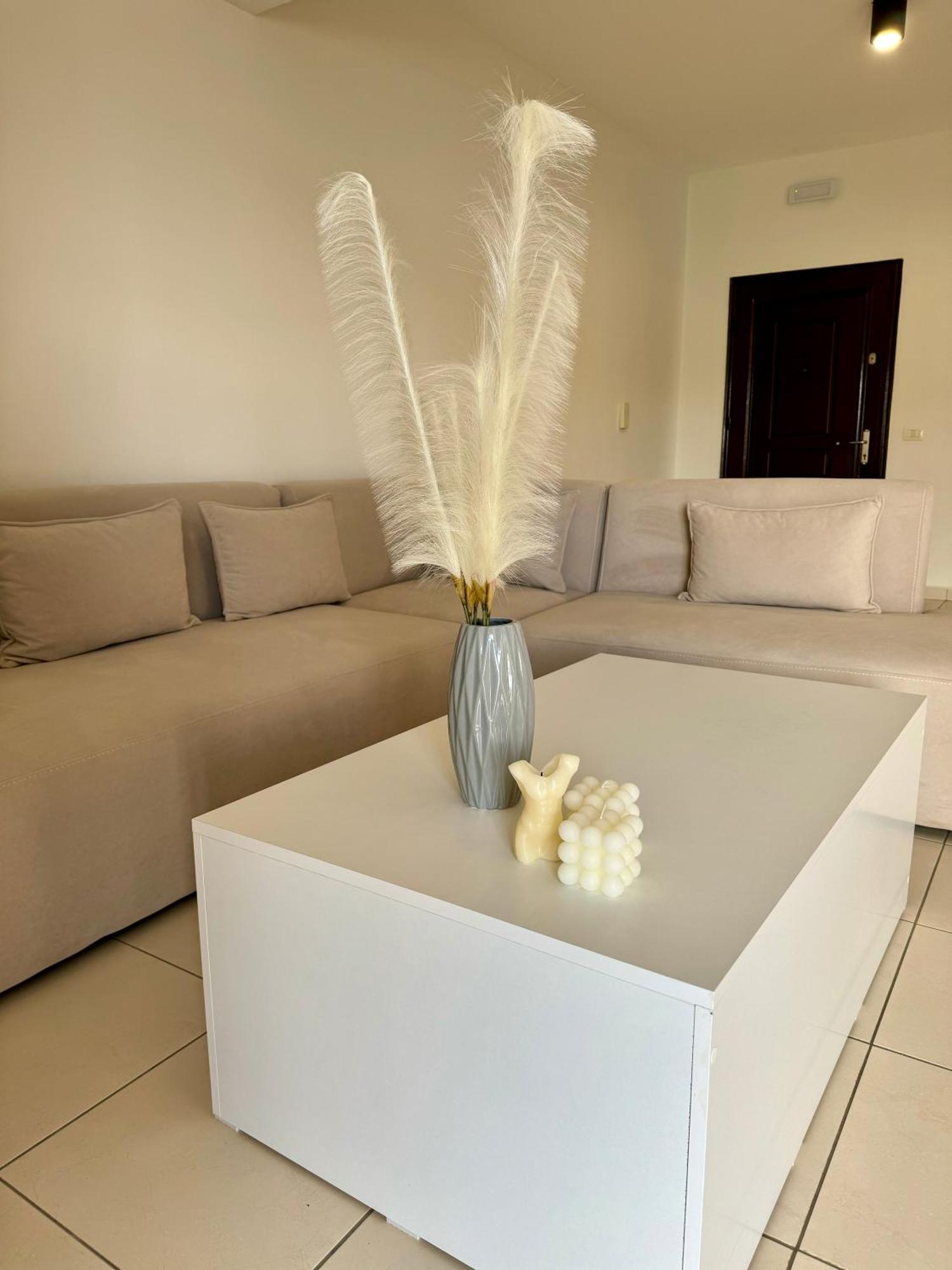 Belaire Luxury Apartment Sarande Exterior photo