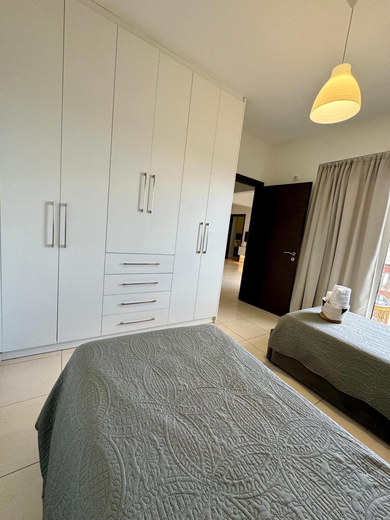 Belaire Luxury Apartment Sarande Exterior photo