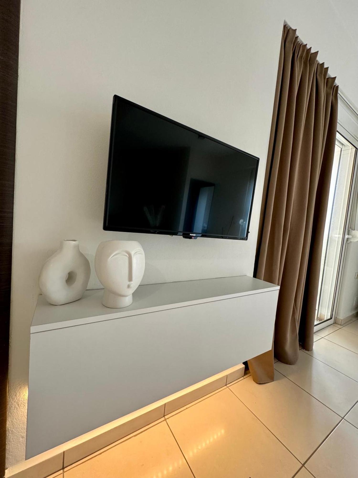Belaire Luxury Apartment Sarande Exterior photo