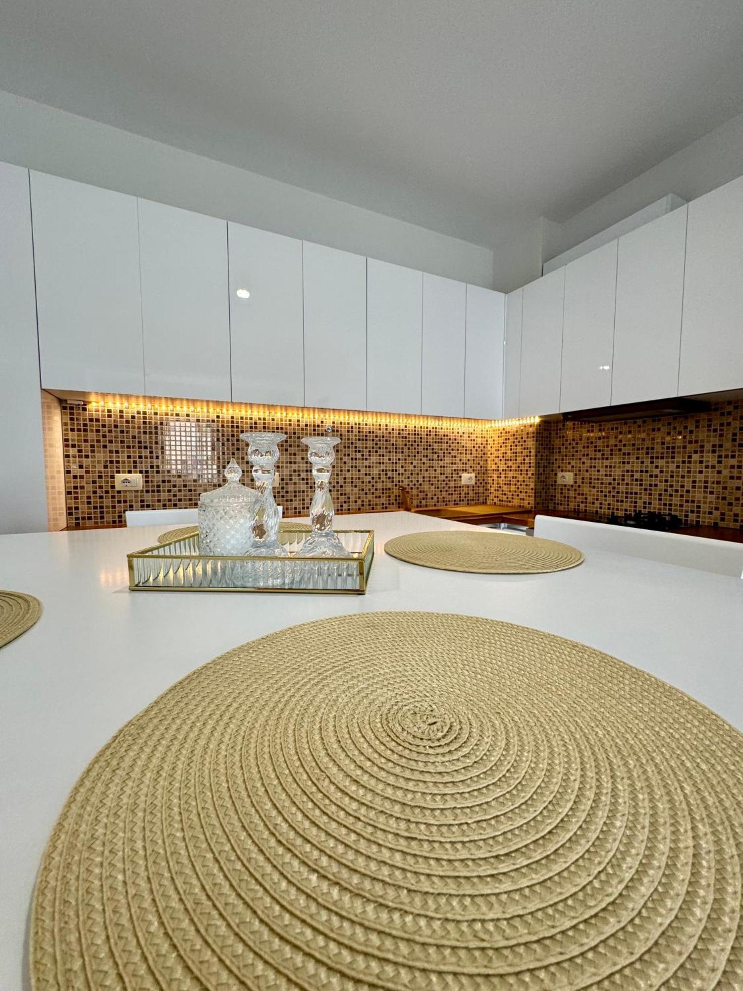 Belaire Luxury Apartment Sarande Exterior photo